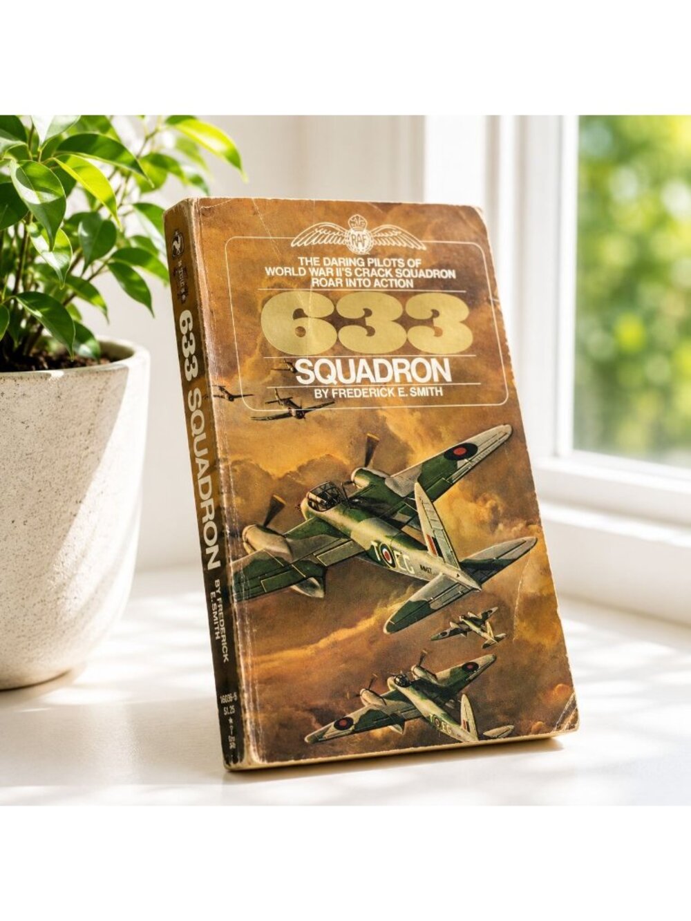 633 Squadron‎ By Frederick E. Smith 1979 Bantam Edition WWII Aviation Paperback